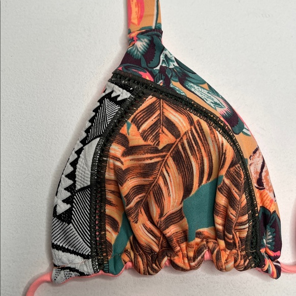 Maaji multi pattern halter tie triangle bikini top size L - Picture 4 of 11